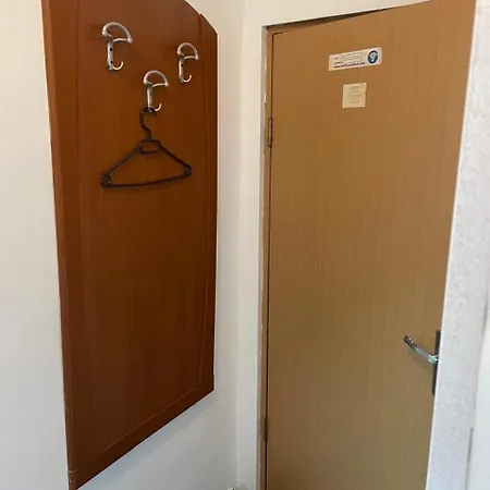 12d *